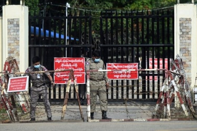 Myanmar vatandaşlarına silah taşıma ruhsatı verecek