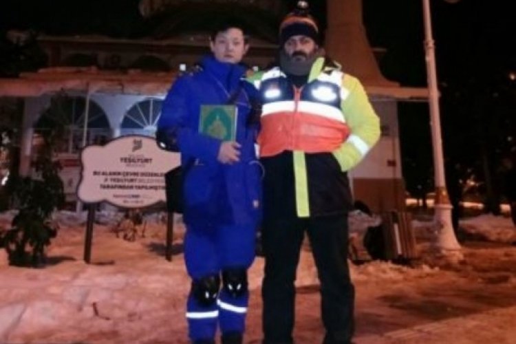 &Ccedil;inli arama kurtarma personeli M&uuml;sl&uuml;man oldu