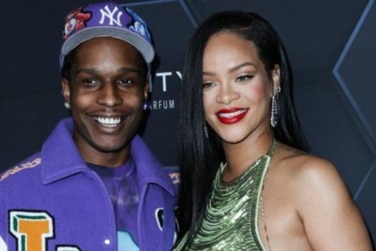 Rihanna ikinci kez hamile