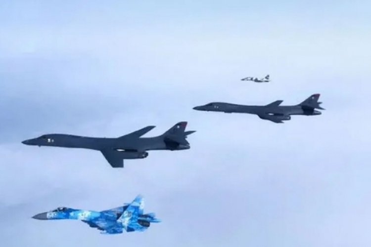 Rus savaş u&ccedil;akları ve NATO karşı karşıya