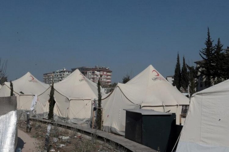 Deprem b&ouml;lgesinde kan davalı k&ouml;yl&uuml;lerin &ccedil;adır davası!
