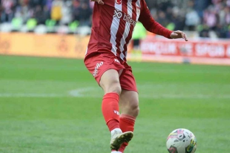 Juanfran, depremzedeler i&ccedil;in yardım ma&ccedil;ı yapacak