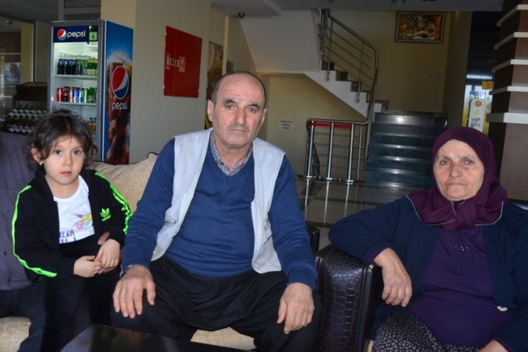 Otele yerleştirilen depremzedeler: Evlerimiz yapıldığında geri d&ouml;neceğiz