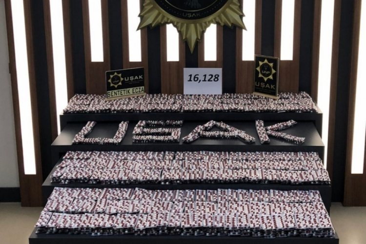Uşak'ta zehir taciri 2 kişi tutuklandı