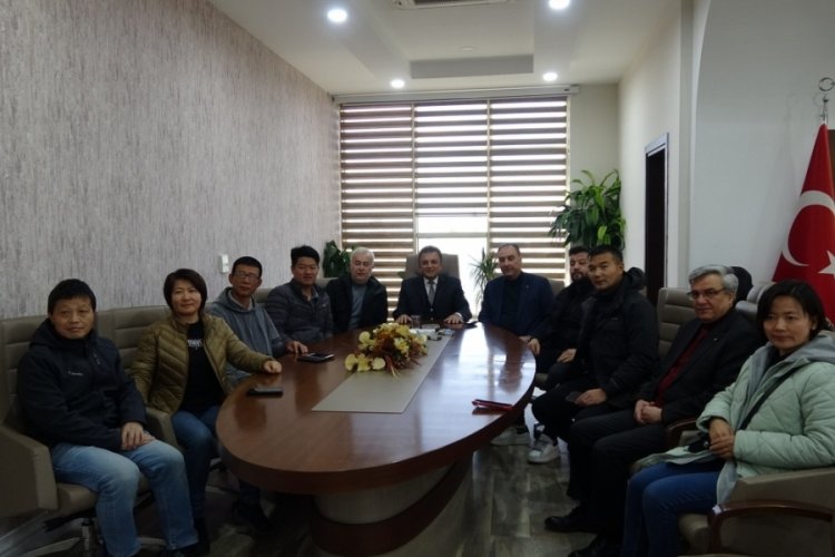 Burdur'da &Ccedil;inlilerden depremzedelere 1 milyon 700 bin TL yardım