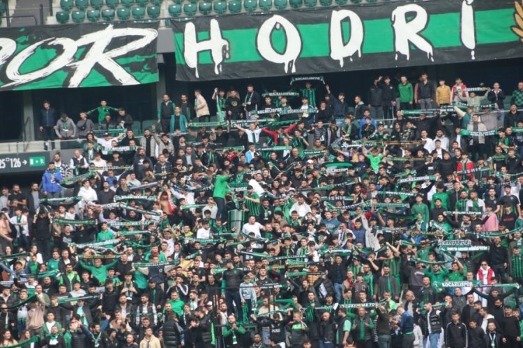 Geliri depremzedelere bağışlanacak Kocaelispor - Sakaryaspor ma&ccedil;ının tarihi belli oldu