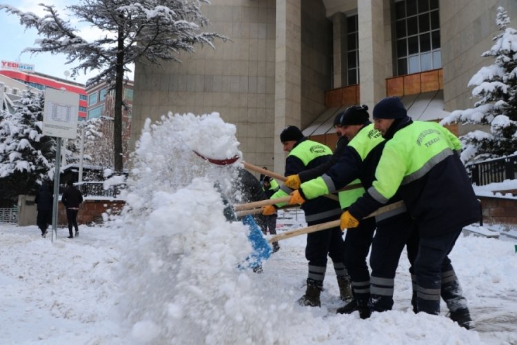 Van'da 67 yerleşim yerine ulaşım yok