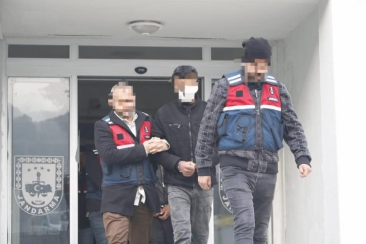 Manisa'da ter&ouml;r &ouml;rg&uuml;t&uuml; operasyonu: 2 g&ouml;zaltı