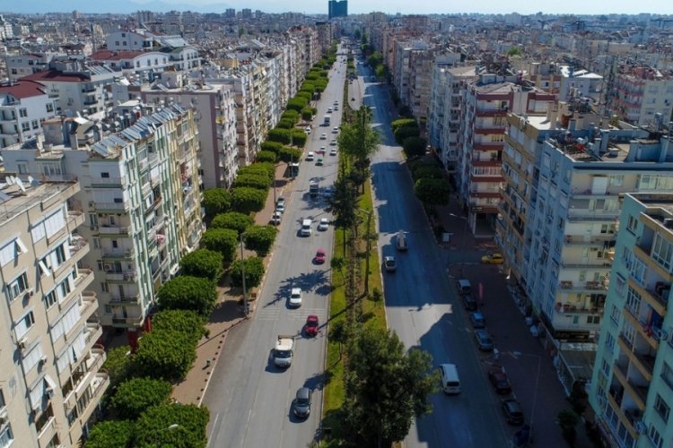Antalya'da 'fazla kira beklentisiyle 1 daireyi 3'e b&ouml;l&uuml;yorlar' iddiası