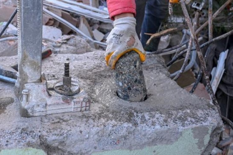 Depremde yıkılan binalardan delil nasıl toplanacak? Bakanlık cevapladı