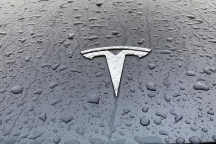 Tesla, ABD fiyatlarını iki ayda d&ouml;rd&uuml;nc&uuml; kez değiştirdi