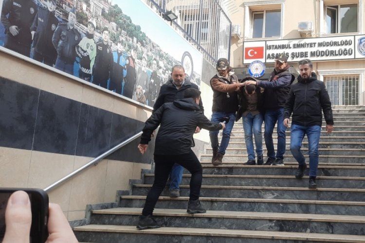 İstanbul'da yardım tırının yanındaki vatandaşı silahla yaralayan ş&uuml;pheli adliyede