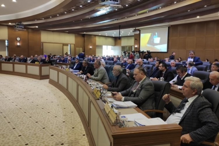B&uuml;y&uuml;kşehir Meclis toplantısında ortam gerildi: Liyakatsiz