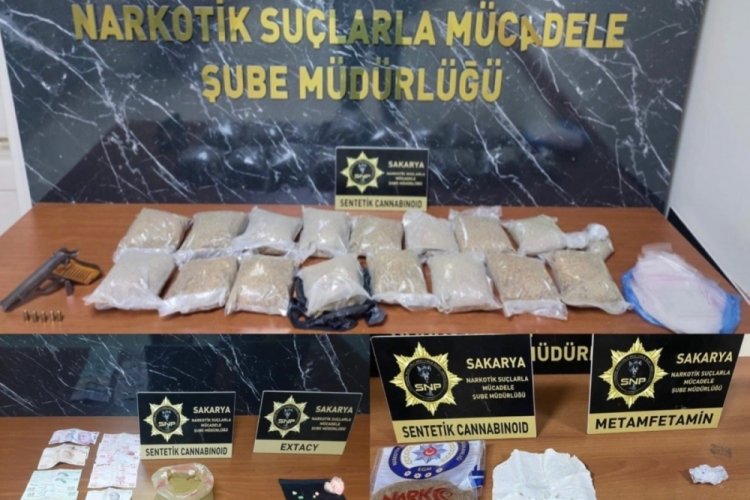 Sakarya polisinden uyuşturucu operasyonu: 20 tutuklama