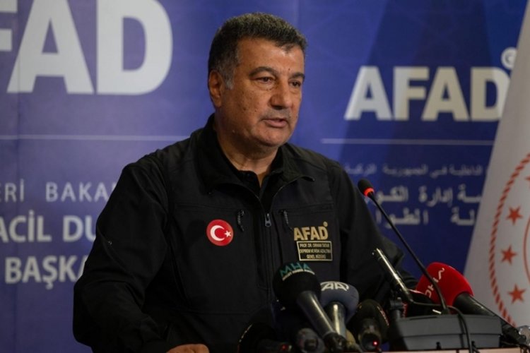AFAD a&ccedil;ıkladı: Umutlar t&uuml;kendi