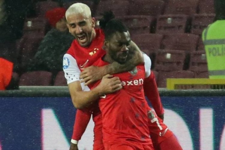 Taner Savut'un i&ccedil;in arama &ccedil;alışmaları s&uuml;r&uuml;yor