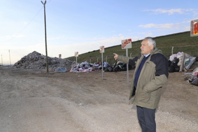 Adana'da molozlardan &ccedil;ıkan eşyalar korumaya alındı