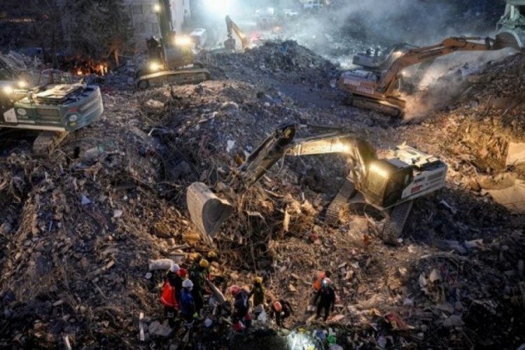 Deprem b&ouml;lgesinde 100 milyon ton enkaz &ccedil;ıkacak