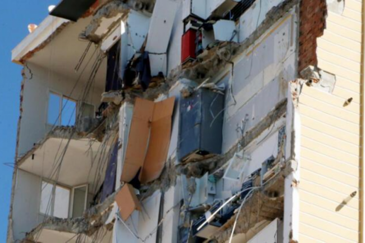 Adana'da deprem soruşturmasında tutuklu sayısı 13'e &ccedil;ıktı