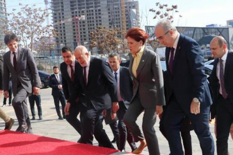 6'lı masa 'deprem' g&uuml;ndemi ile toplandı