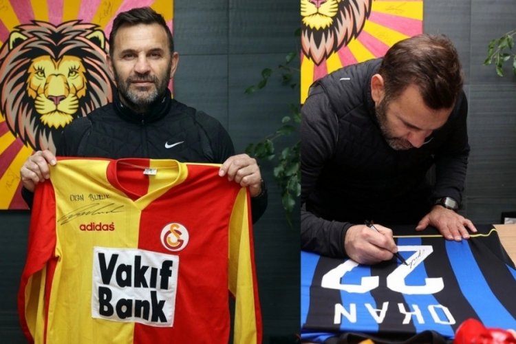 Okan Buruk formalarını depremzedeler i&ccedil;in bağışladı