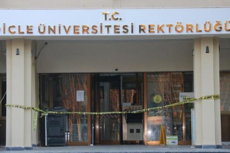 Dicle &Uuml;niversitesi rekt&ouml;rl&uuml;k binası boşaltıldı!