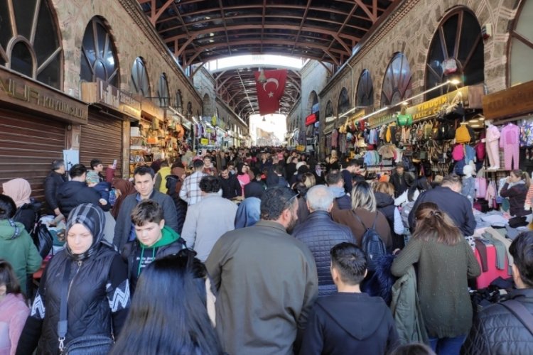 Bursalılar g&uuml;zel havayı değerlendirdi