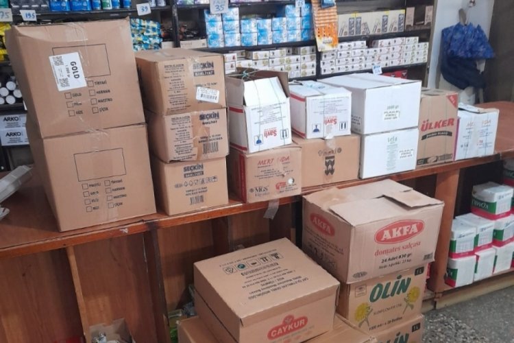 Zonguldak'ta bir hayırsever altınlarını bozdurup depremzedelere yardım g&ouml;nderdi