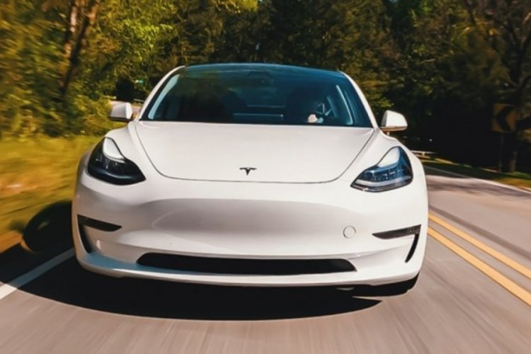 Elon Musk, Tesla i&ccedil;in lityum madenciliği şirketi alacak