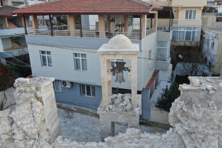 700 yıllık Meryem Ana Ortodoks Kilisesi depremde yıkıldı