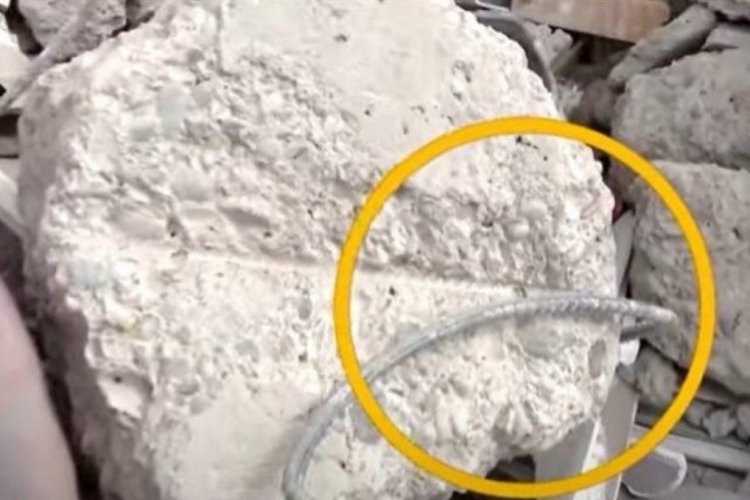 Ebrar sitesindeki acı ger&ccedil;eği &uuml;nl&uuml; profes&ouml;r enkazın başında anlattı