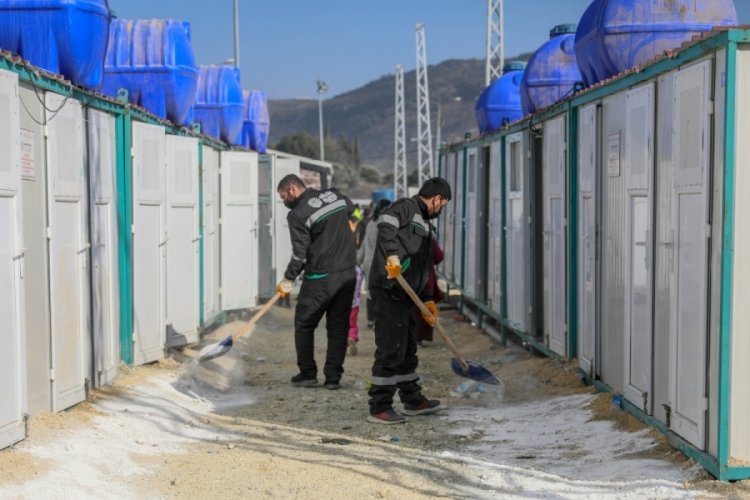 Hatay'da bulaşıcı hastalık riskine karşı dezenfeksiyon işlemleri yapılıyor