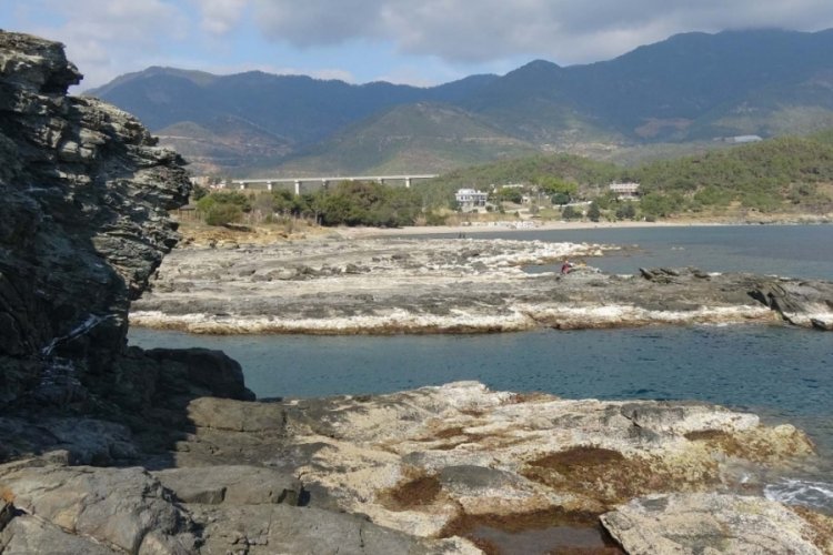 Mersin'de deniz &ccedil;ekildi