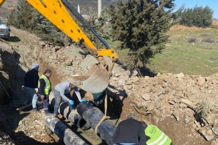 Deprem b&ouml;lgesindeki şebeke suyu altyapısı onarıldı