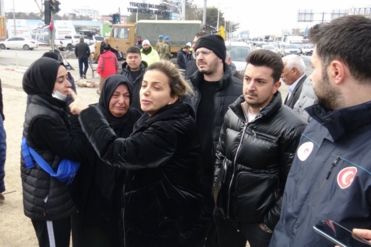 Malatya'da yıkılan Hayat Sitesi'nde kolonların kesildiği iddia edildi