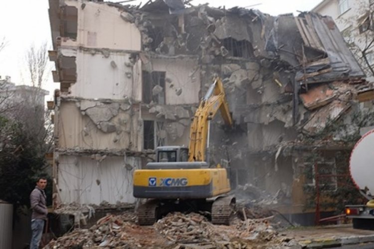 Manisa'da 5 okula yıkım kararı verildi