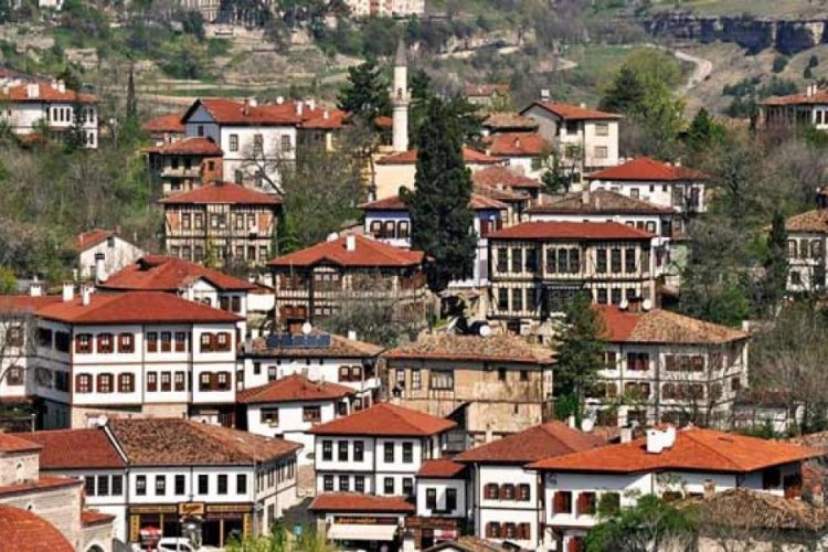 Safranbolu evleri &ccedil;atkı sistemiyle inşa edilmiş