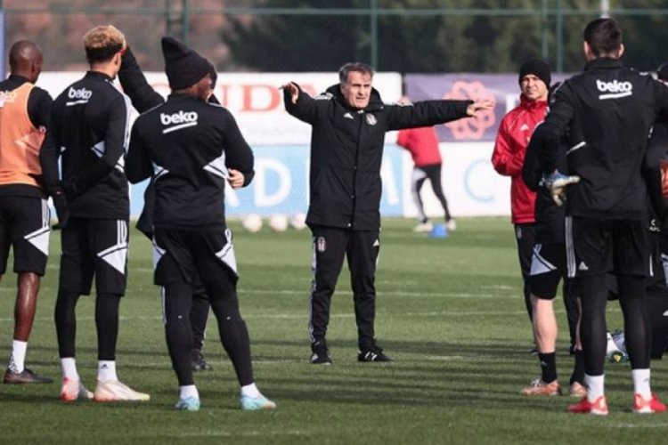 Şenol G&uuml;neş ilk 11'ini arıyor