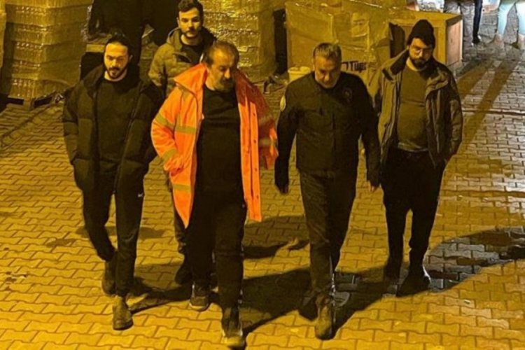 Mehmet Yal&ccedil;ınkaya deprem anını anlattı: Sağlam hissettik, tezgah y&uuml;r&uuml;d&uuml;