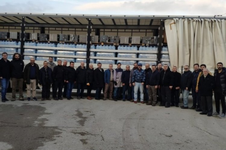 Bursa'da okulda &uuml;retilen 100 soba deprem b&ouml;lgesine g&ouml;nderildi