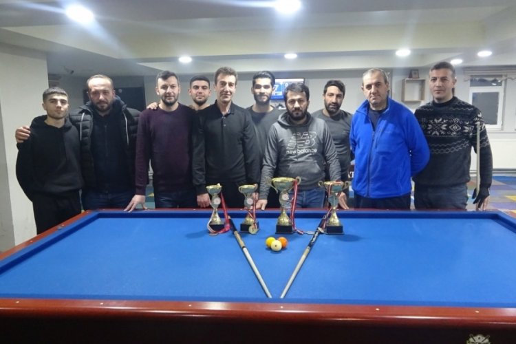 Muş'ta depremzedeler i&ccedil;in bilardo turnuvası yapıldı