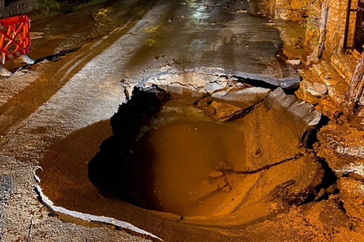 Muğla Bodrum'da ana isale hattı patladı