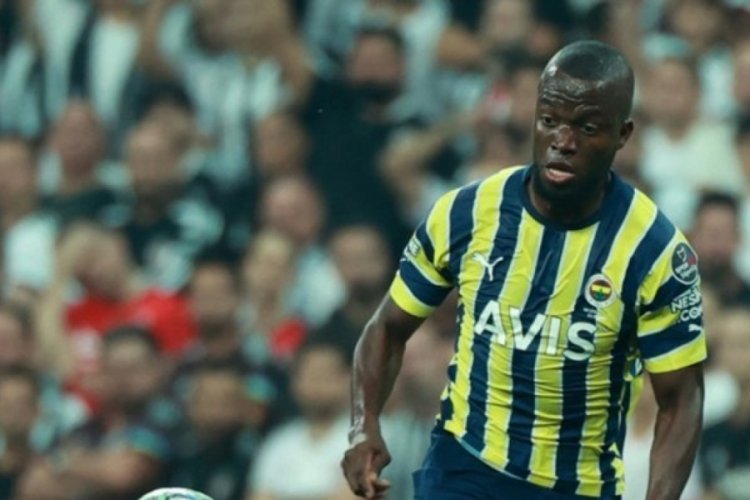 Valencia'nın menajeri: Fenerbah&ccedil;e ile yeni s&ouml;zleşme imzalamayı umuyoruz