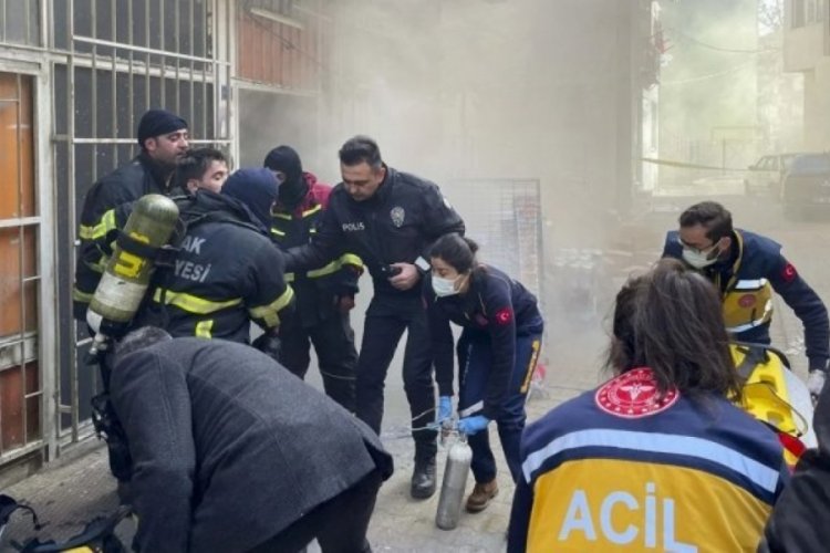 Uşak'ta korkutan yangın! Bir kişi yanarak yaşamını yitirdi