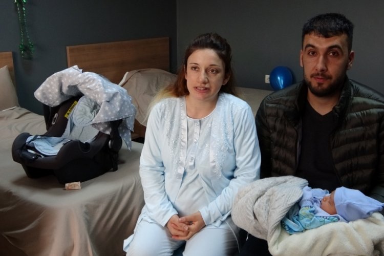 Anne karnında depreme yakalandı, sağlıklı bir şekilde d&uuml;nyaya geldi