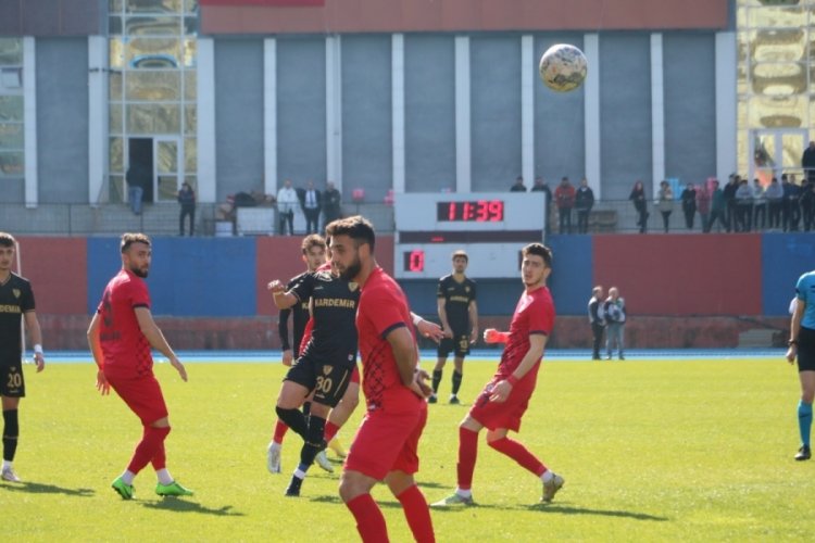 Zonguldak K&ouml;m&uuml;rspor'un geliri depremzedelere bağışlanacak