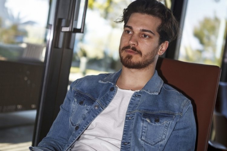&Ccedil;ağatay Ulusoy'un K&uuml;bra dizisindeki partneri kim?