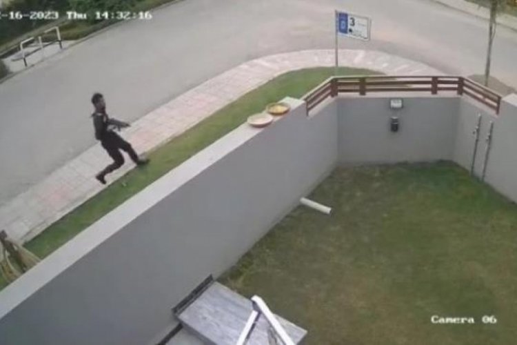 Kafesinden ka&ccedil;an leopar &ouml;n&uuml;ne gelene saldırdı: 6 yaralı, 1 &ouml;l&uuml;