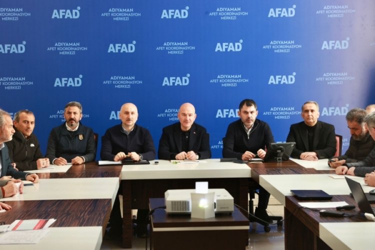 Bakanlar Adıyaman'da 'Afet Koordinasyon ve Değerlendirme Toplantısı'nda