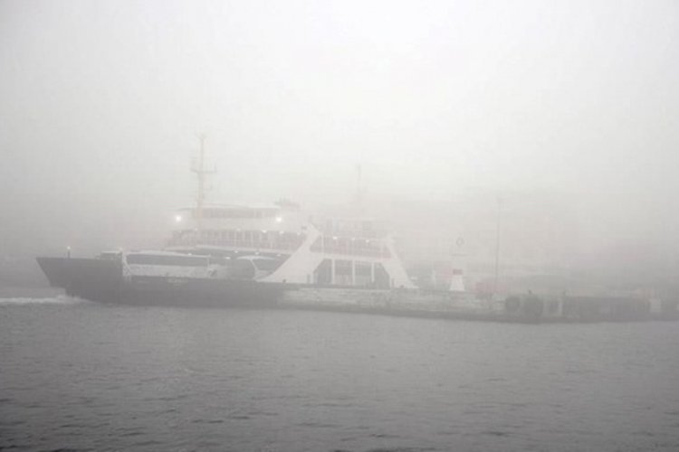 İstanbul Boğazı'nda sis engeli